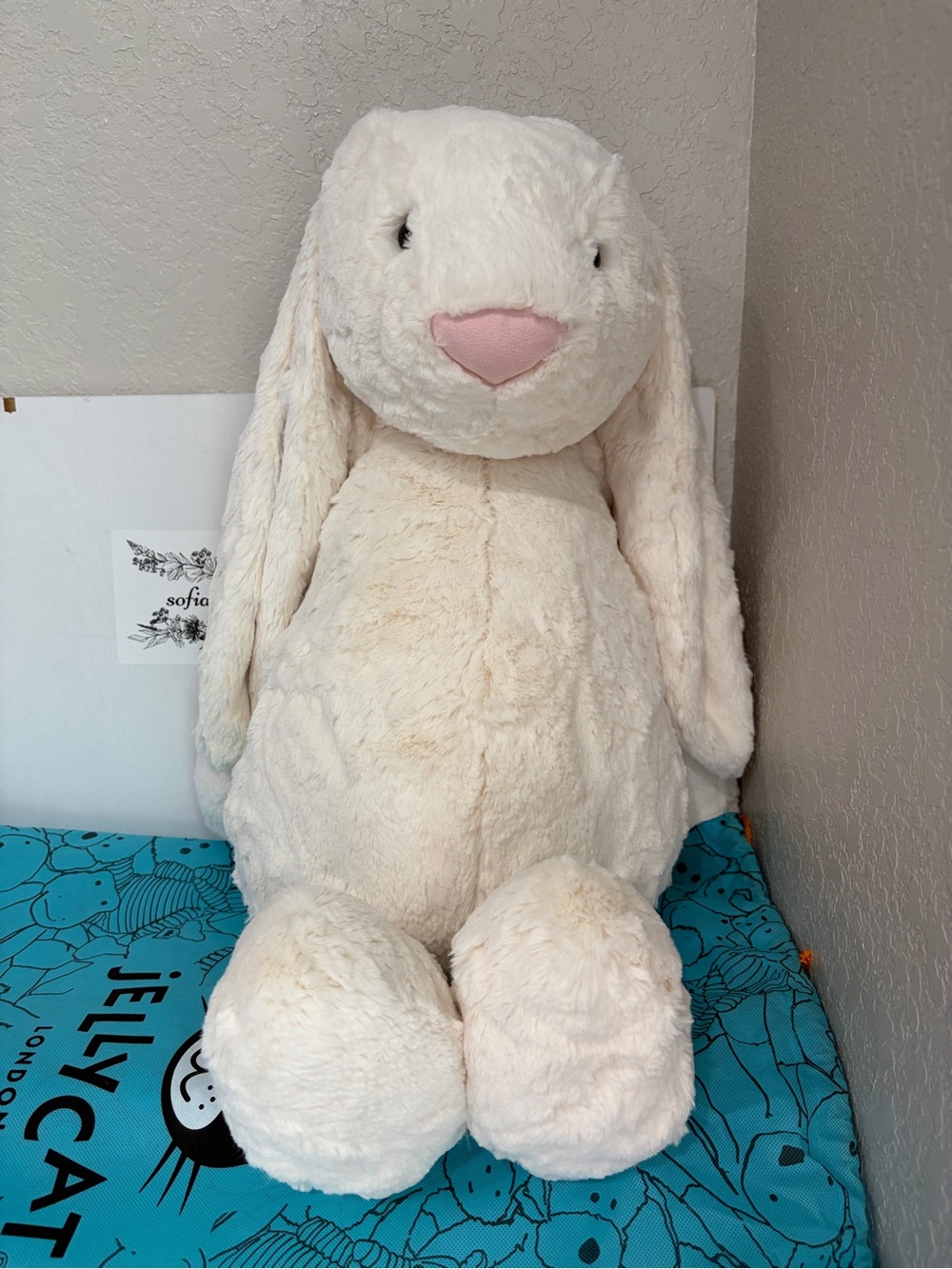 Jellycat Really Big Bashful Cream Bunny NWT & Original Dust bag